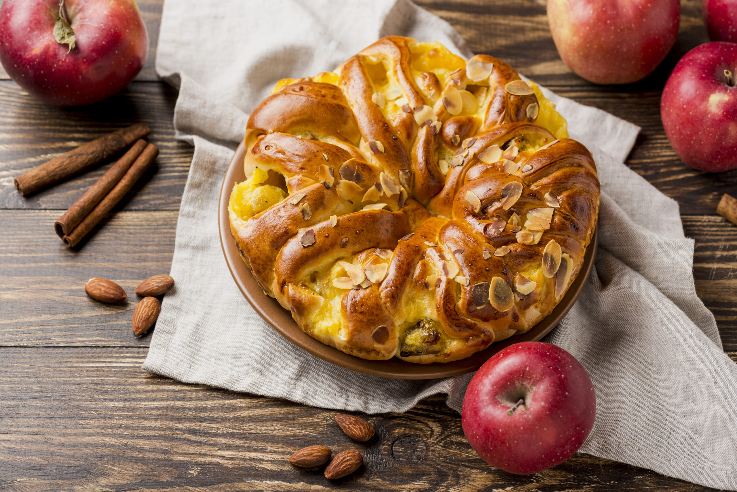 The Secret To Great Apple Bundt Cake